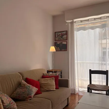 Lumineux, Proche Plage, Balcon, Parking, Wifi - Fr-1-239-962 Appartement *